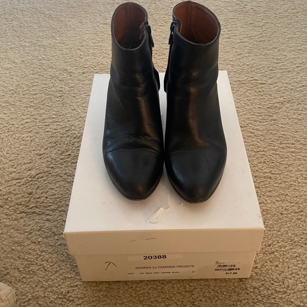 Common Project zip ankle boot
